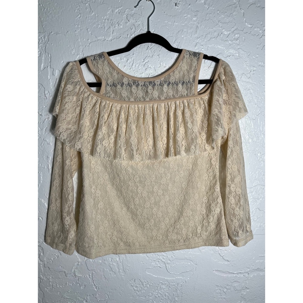 Easel Los Angeles Cream Lace Cold Shoulder Ruffle Top Long Sleeve NWT Large